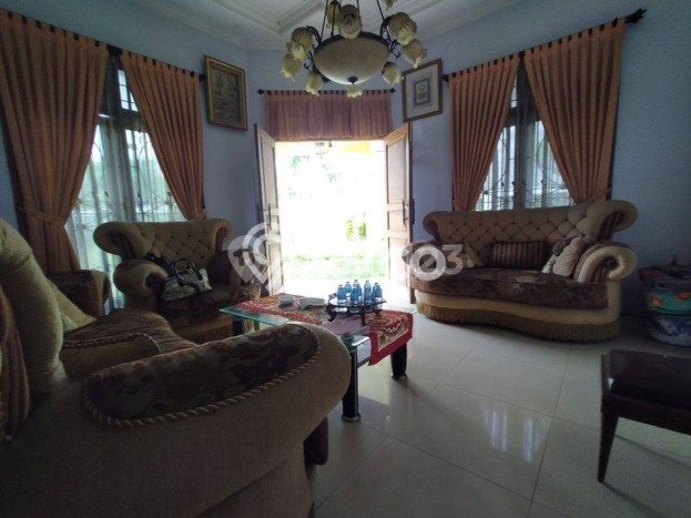 Rumah Elit Modern Tanpa Renovasi di Bambu Apus Jakarta Timur Rumah Elit Modern Tanpa Renovasi di Bambu Apus Jakarta Timur