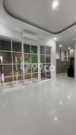 Jual Rumah Mewah Elegan Dengan View Eksklusif di Bambu Apus, Jakarta Timur Jual Rumah Mewah Elegan Dengan View Eksklusif di Bambu Apus, Jakarta Timur