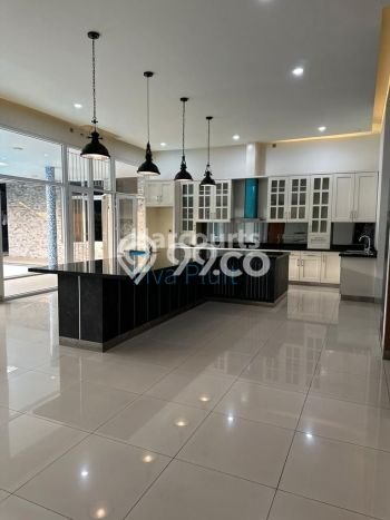 Hunian Eksklusif Siap Huni LT 891m2 di Pondok Aren, Tangerang Selatan Hunian Eksklusif Siap Huni LT 891m2 di Pondok Aren, Tangerang Selatan