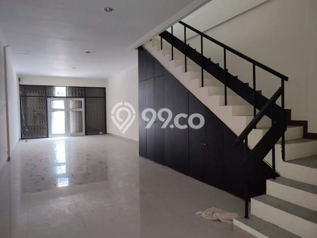 Unit Ruko Dijual di Jakarta Pusat LT 76m2 & LB 195m2 Unit Ruko Dijual di Jakarta Pusat LT 76m2 & LB 195m2