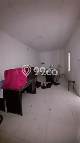 Unit Ruko Dijual di Ciputat Tangerang Selatan Luas Tanah 67m2, Luas Bangunan 200m2 Unit Ruko Dijual di Ciputat Tangerang Selatan Luas Tanah 67m2, Luas Bangunan 200m2