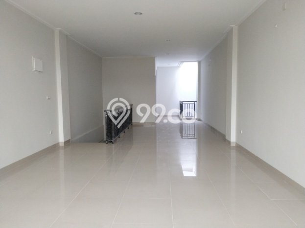 Unit Ruko Dijual di Jakarta Utara LT 67m2 & LB 304m2 Unit Ruko Dijual di Jakarta Utara LT 67m2 & LB 304m2
