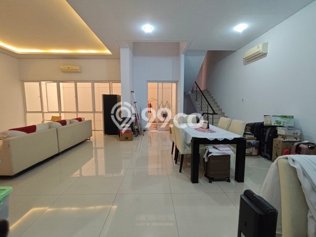 Sewa Rumah Murah di Pluit Jakarta Utara Punya 5 KT Sewa Rumah Murah di Pluit Jakarta Utara Punya 5 KT