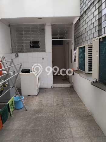 Siap Huni Rumah Mewah 3 Kamar di Kebon Jeruk Dekat ke Mana Saja Siap Huni Rumah Mewah 3 Kamar di Kebon Jeruk Dekat ke Mana Saja