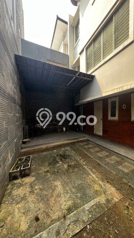 Ready to Use! Luxury House LT 250m2 Desain Elegan di Sutera Onix Alam Sutera Ready to Use! Luxury House LT 250m2 Desain Elegan di Sutera Onix Alam Sutera