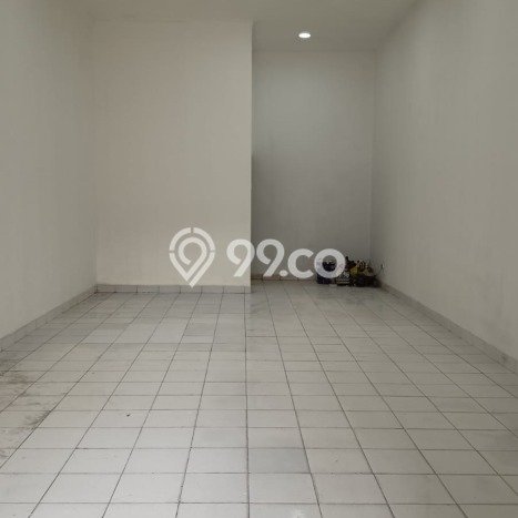 Area Ramai! Ruko Dijual di Jatinegara untuk Bisnis Luas Bangunan 192m2 Area Ramai! Ruko Dijual di Jatinegara untuk Bisnis Luas Bangunan 192m2