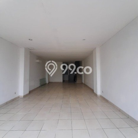 Ruko Dijual di Jakarta Timur LT 85m2 & LB 227m2 Lokasi Terbaik! Ruko Dijual di Jakarta Timur LT 85m2 & LB 227m2 Lokasi Terbaik!
