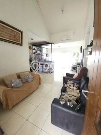 Rumah Luas Asri 2 KT Siap Huni di Harapan Indah Bekasi Rumah Luas Asri 2 KT Siap Huni di Harapan Indah Bekasi