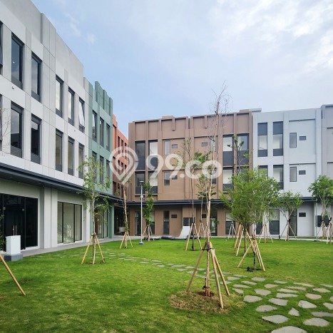 Unit Ruko Dijual di Jakarta Timur LT 160m2 & LB 387m2 Unit Ruko Dijual di Jakarta Timur LT 160m2 & LB 387m2