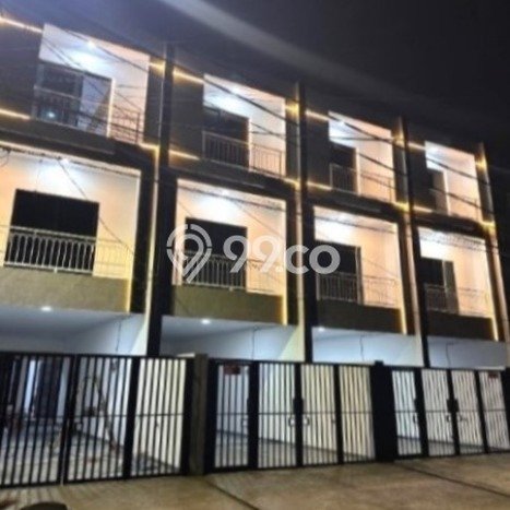 Ready to Use! Luxury House LT 68m2 Desain Modern di Tanjung Duren Ready to Use! Luxury House LT 68m2 Desain Modern di Tanjung Duren