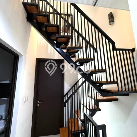 For Sale Hunian Rumah Terawat 3 KT di Jakarta Garden City, Jakarta Timur For Sale Hunian Rumah Terawat 3 KT di Jakarta Garden City, Jakarta Timur