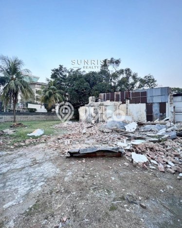 Lahan Kosong Dijual di Jakarta Pusat dengan Area 1012m2 Lahan Kosong Dijual di Jakarta Pusat dengan Area 1012m2