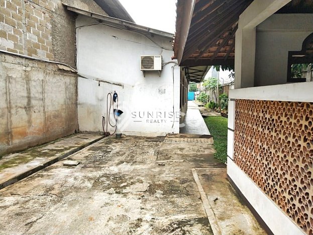 Gudang Dijual di Prime Area Bekasi Luas 600m2 Gudang Dijual di Prime Area Bekasi Luas 600m2