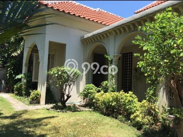For Sale Rumah Mewah Exclusive di Sukolilo, Surabaya For Sale Rumah Mewah Exclusive di Sukolilo, Surabaya