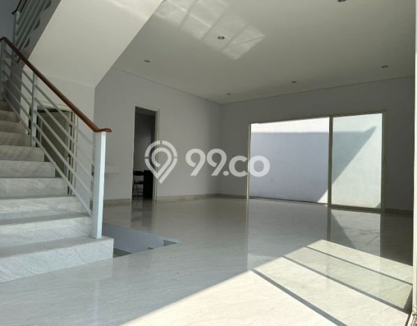 Dijual Rumah Luas Megah Dengan View Eksklusif di Kertajaya, Surabaya Dijual Rumah Luas Megah Dengan View Eksklusif di Kertajaya, Surabaya