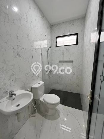 Dijual Rumah Strategis Bagus Punya 3 KT di Tenggilis Mejoyo Surabaya SHM Dijual Rumah Strategis Bagus Punya 3 KT di Tenggilis Mejoyo Surabaya SHM