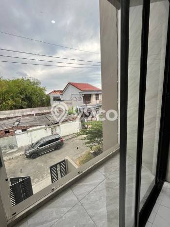 Dijual Rumah Strategis Bagus Punya 3 KT di Tenggilis Mejoyo Surabaya SHM Dijual Rumah Strategis Bagus Punya 3 KT di Tenggilis Mejoyo Surabaya SHM