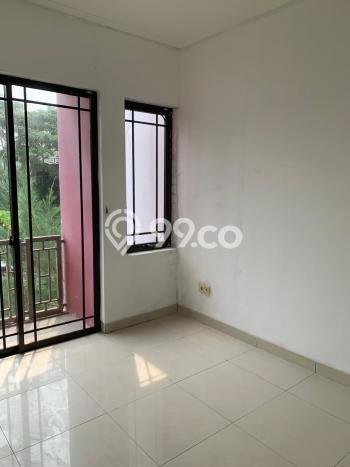 For Sale Hunian Rumah Terawat 3 Kamar di Green Lake City, Jakarta Barat For Sale Hunian Rumah Terawat 3 Kamar di Green Lake City, Jakarta Barat
