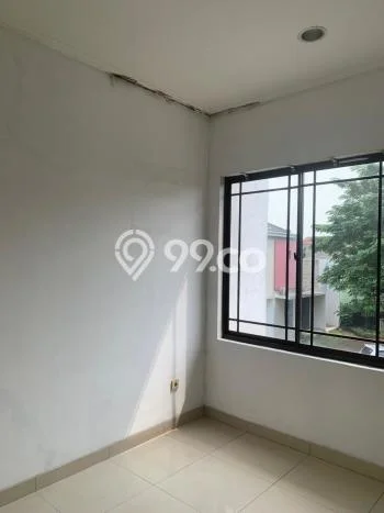 For Sale Hunian Rumah Terawat 3 Kamar di Green Lake City, Jakarta Barat For Sale Hunian Rumah Terawat 3 Kamar di Green Lake City, Jakarta Barat