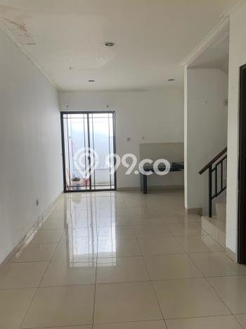 For Sale Hunian Rumah Terawat 3 Kamar di Green Lake City, Jakarta Barat For Sale Hunian Rumah Terawat 3 Kamar di Green Lake City, Jakarta Barat