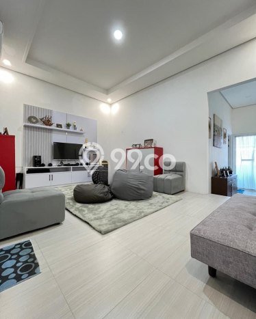 Ready to Use! Premium House LT 278m2 Desain Modern di Kota Wisata Ready to Use! Premium House LT 278m2 Desain Modern di Kota Wisata