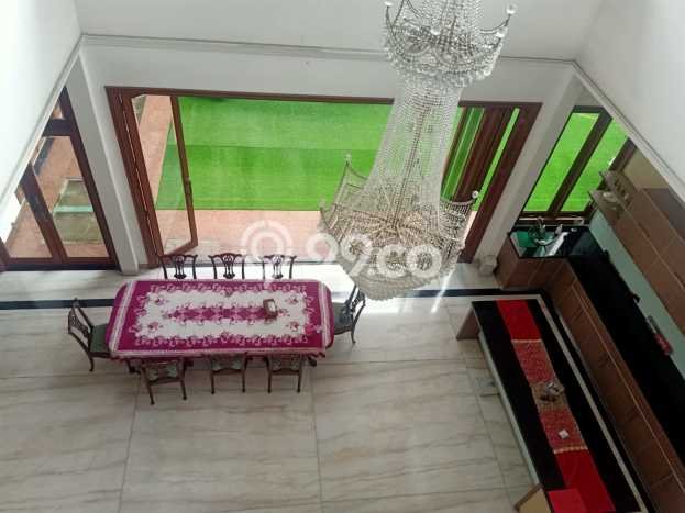 Rumah Sewa Jakarta Timur LT 594m2 LB 750m2 Area Penggilingan Rumah Sewa Jakarta Timur LT 594m2 LB 750m2 Area Penggilingan