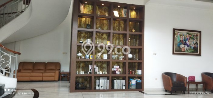 Rumah Sewa Jakarta Timur LT 594m2 LB 750m2 Area Penggilingan Rumah Sewa Jakarta Timur LT 594m2 LB 750m2 Area Penggilingan