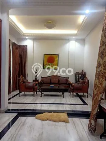 Rumah Sewa Jakarta Timur LT 594m2 LB 750m2 Area Penggilingan Rumah Sewa Jakarta Timur LT 594m2 LB 750m2 Area Penggilingan