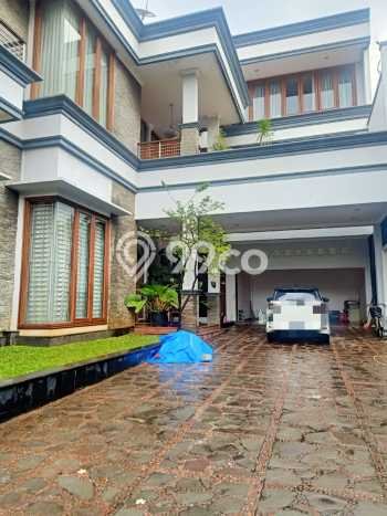 Rumah Sewa Jakarta Timur LT 594m2 LB 750m2 Area Penggilingan Rumah Sewa Jakarta Timur LT 594m2 LB 750m2 Area Penggilingan