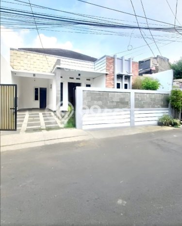 Sewa Rumah Harga Terjangkau di Pondok Jaya Jakarta Selatan dengan 2 Kamar Tidur Sewa Rumah Harga Terjangkau di Pondok Jaya Jakarta Selatan dengan 2 Kamar Tidur