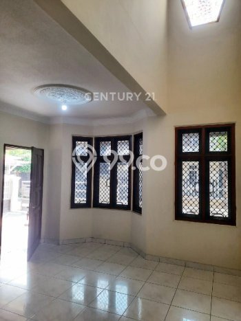 Rumah Mewah LB 350m2 Siap Huni Desain Elegan di Pondok Indah, Jakarta Selatan Rumah Mewah LB 350m2 Siap Huni Desain Elegan di Pondok Indah, Jakarta Selatan