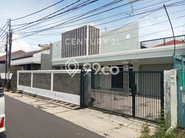 Rumah Mewah Siap Huni LT 316m2 di Palmerah, Jakarta Barat Rumah Mewah Siap Huni LT 316m2 di Palmerah, Jakarta Barat