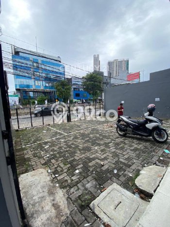 Hunian Premium di Jakarta Selatan Strategis Kondisi Baik Hunian Premium di Jakarta Selatan Strategis Kondisi Baik