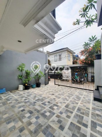 Rumah Elit Modern Tanpa Renovasi di Radio Dalam Jakarta Selatan Rumah Elit Modern Tanpa Renovasi di Radio Dalam Jakarta Selatan
