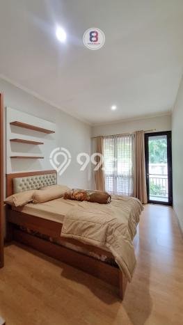 Hunian Mewah LB 150m2 Siap Pakai Desain Elegan di Bintaro, Tangerang Selatan Hunian Mewah LB 150m2 Siap Pakai Desain Elegan di Bintaro, Tangerang Selatan