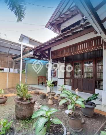 Rumah Elit LB 170m2 Siap Huni Desain Elegan di Bintaro, Tangerang Selatan Rumah Elit LB 170m2 Siap Huni Desain Elegan di Bintaro, Tangerang Selatan