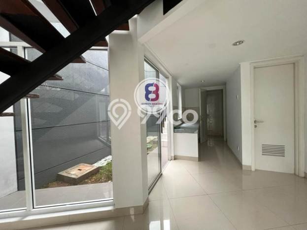 Jual Rumah Modern 4 KT di Bintaro, Tangerang Selatan Jual Rumah Modern 4 KT di Bintaro, Tangerang Selatan