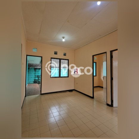 Lokasi strategis! Rumah siap huni disewakan di Serpong Utara LB 70m2 Lokasi strategis! Rumah siap huni disewakan di Serpong Utara LB 70m2