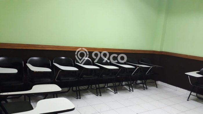 Untuk Dijual! Ruko di Daan Mogot Jakarta Barat LT 90m2 / LB 360m2 Kawasan Strategis Untuk Dijual! Ruko di Daan Mogot Jakarta Barat LT 90m2 / LB 360m2 Kawasan Strategis