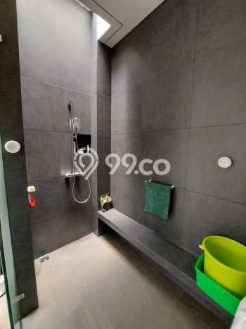 Ready to Use! Luxury House LT 306m2 Desain Elegan di Pantai Indah Kapuk Ready to Use! Luxury House LT 306m2 Desain Elegan di Pantai Indah Kapuk