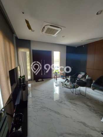 Ready to Use! Luxury House LT 306m2 Desain Elegan di Pantai Indah Kapuk Ready to Use! Luxury House LT 306m2 Desain Elegan di Pantai Indah Kapuk