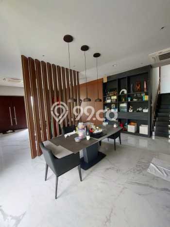 Ready to Use! Luxury House LT 306m2 Desain Elegan di Pantai Indah Kapuk Ready to Use! Luxury House LT 306m2 Desain Elegan di Pantai Indah Kapuk