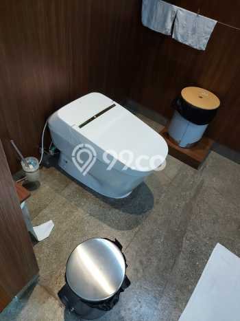 Ready to Use! Luxury House LT 306m2 Desain Elegan di Pantai Indah Kapuk Ready to Use! Luxury House LT 306m2 Desain Elegan di Pantai Indah Kapuk
