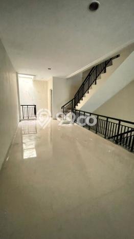 Ruko Dijual di Prime Area Jakarta Utara Luas 337m2 Ruko Dijual di Prime Area Jakarta Utara Luas 337m2
