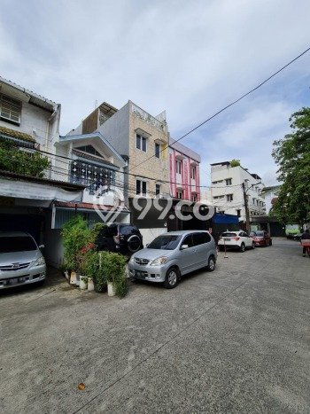 Untuk Dijual! Ruko di Jelambar Jakarta Barat LT 131m2 / LB 314m2 Kawasan Strategis Untuk Dijual! Ruko di Jelambar Jakarta Barat LT 131m2 / LB 314m2 Kawasan Strategis