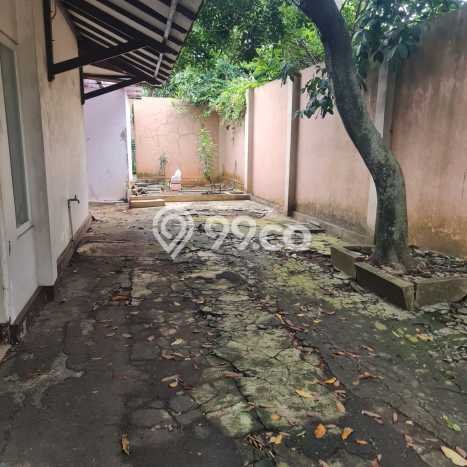 Rumah Mewah LB 300m2 Siap Huni Desain Elegan di Pondok Labu, Jakarta Selatan Rumah Mewah LB 300m2 Siap Huni Desain Elegan di Pondok Labu, Jakarta Selatan