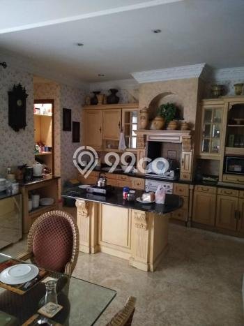 Jual Rumah Mewah Megah Dengan View Cantik di Slipi, Jakarta Barat Jual Rumah Mewah Megah Dengan View Cantik di Slipi, Jakarta Barat