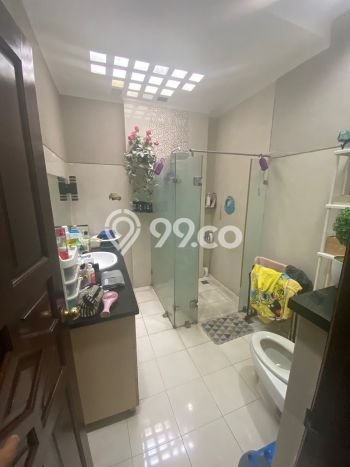 Rumah Luxury Modern Tanpa Renovasi di Kemang Jakarta Selatan Rumah Luxury Modern Tanpa Renovasi di Kemang Jakarta Selatan