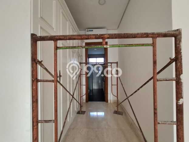Hunian Kondisi Baik Disewakan di Jeruk Purut, Jakarta Selatan LT 800m2, LB 1000m2 Hunian Kondisi Baik Disewakan di Jeruk Purut, Jakarta Selatan LT 800m2, LB 1000m2