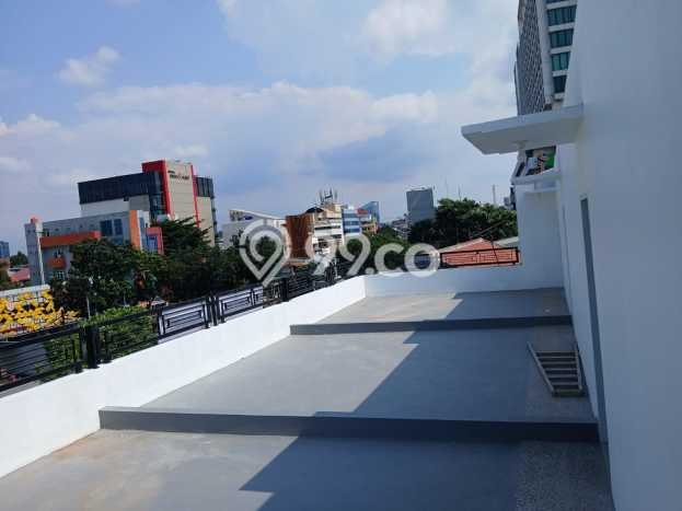 Ruko untuk disewa di Mampang Prapatan punya LT 131m2 & LB 279m2 harga sewa kompetitif Ruko untuk disewa di Mampang Prapatan punya LT 131m2 & LB 279m2 harga sewa kompetitif